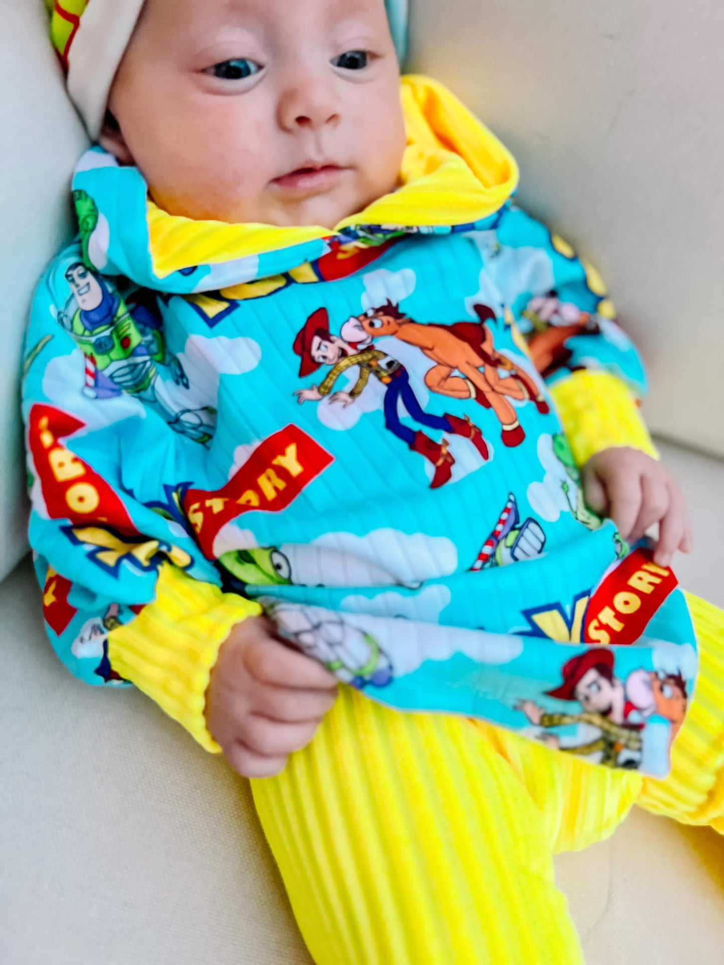 Baby Riley Poncho PDF